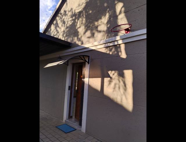 3 bed property to rent in TERENURE